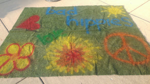 Fake Carpet + Spray Paint = Awesome!